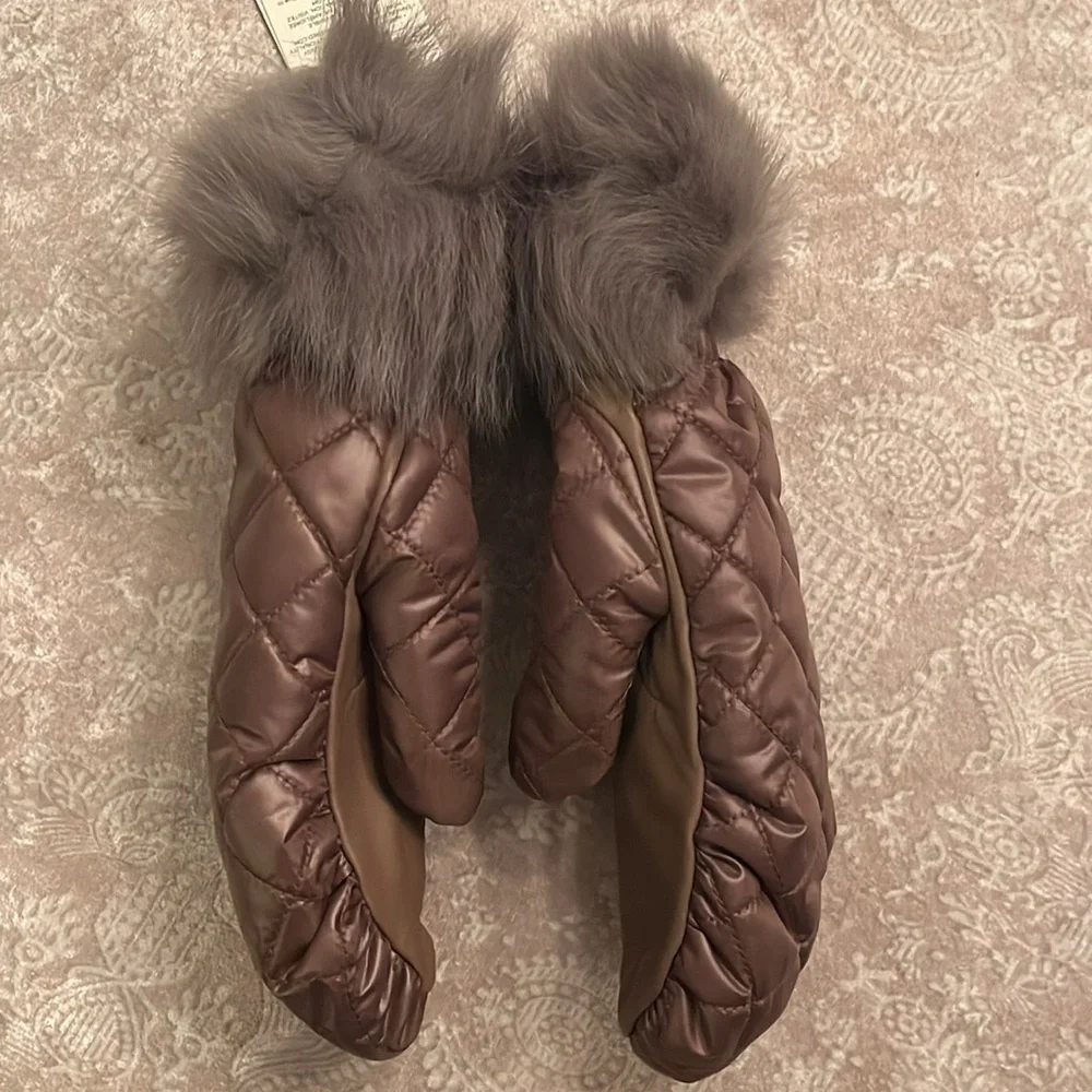 Brand New UGG Quilted All Weather Touchscreen Mittens Leather Palm Real Fur Cuff